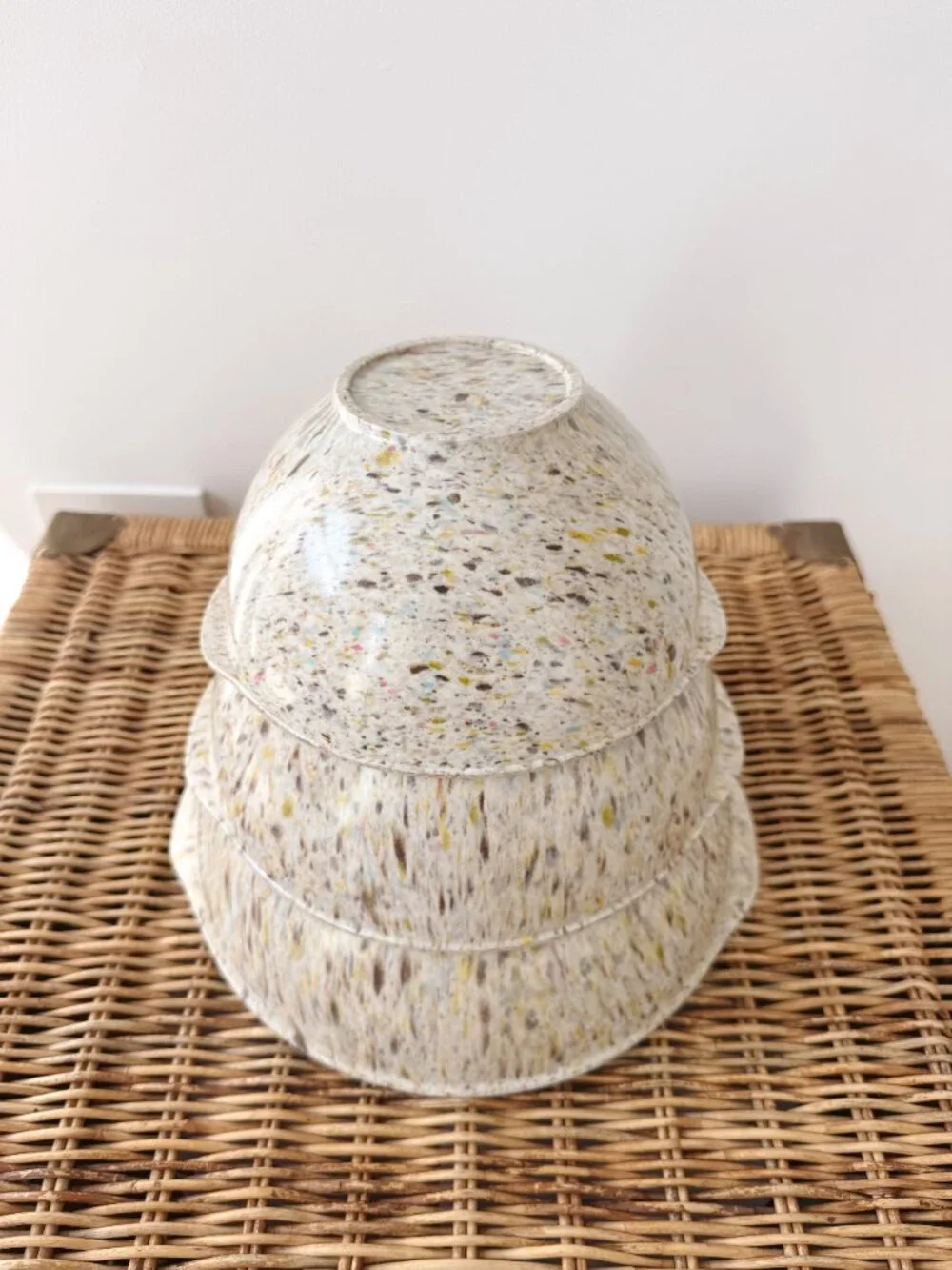 Vintage Set of 3 Melamine Confetti Splatter Nesting Bowls